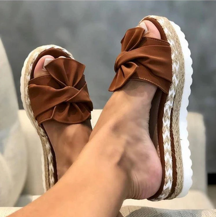 Alizée - Sandales orthopédiques avec nœud papillon Marron