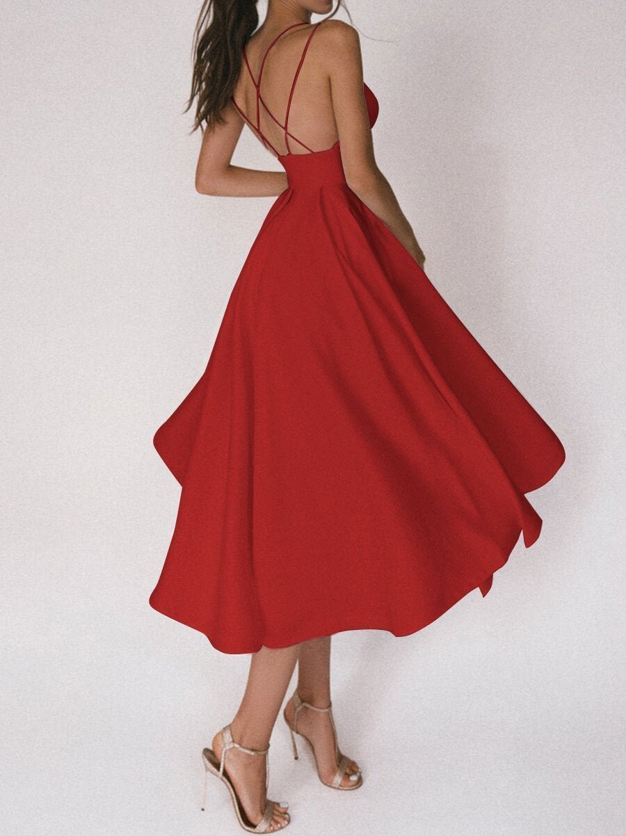 Bertheline - Robe à col en V et bretelles Rouge