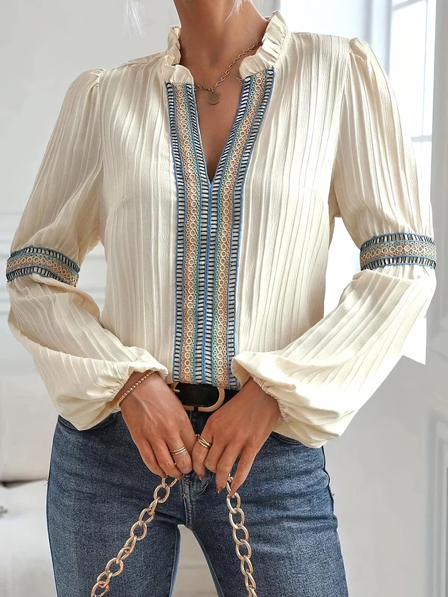 Cynthia – Blouse Femme à Manches Longues Élégante 2