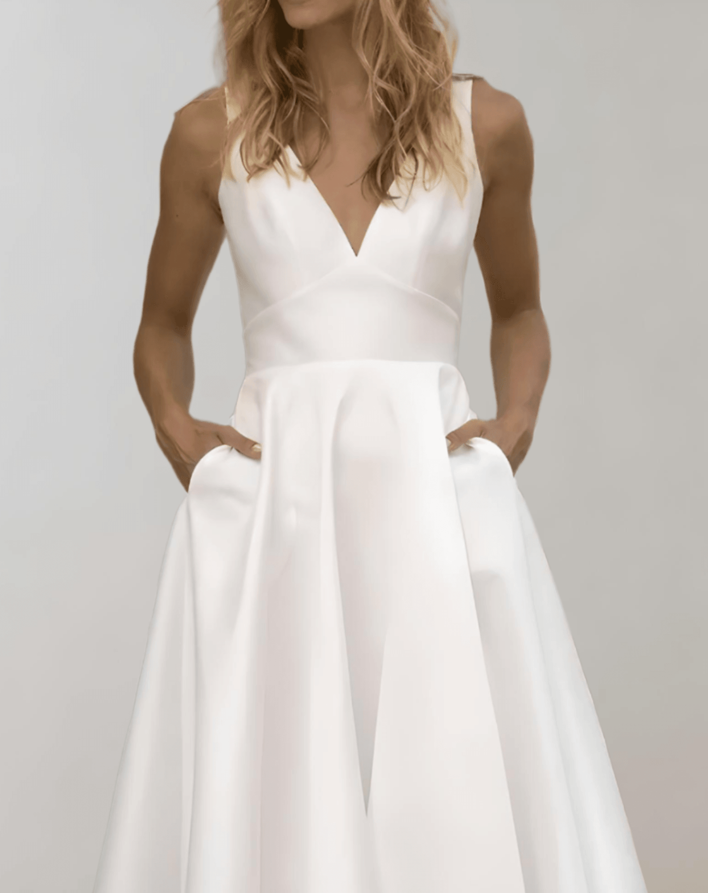 Gratienne - Robe de Mariée Blanche Minimaliste Col en V Et Poches Blanc 4