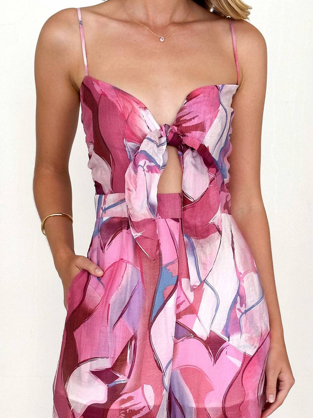 Hortense – Combinaison Fleurie Femme Noeud Papillon Décontractée 11
