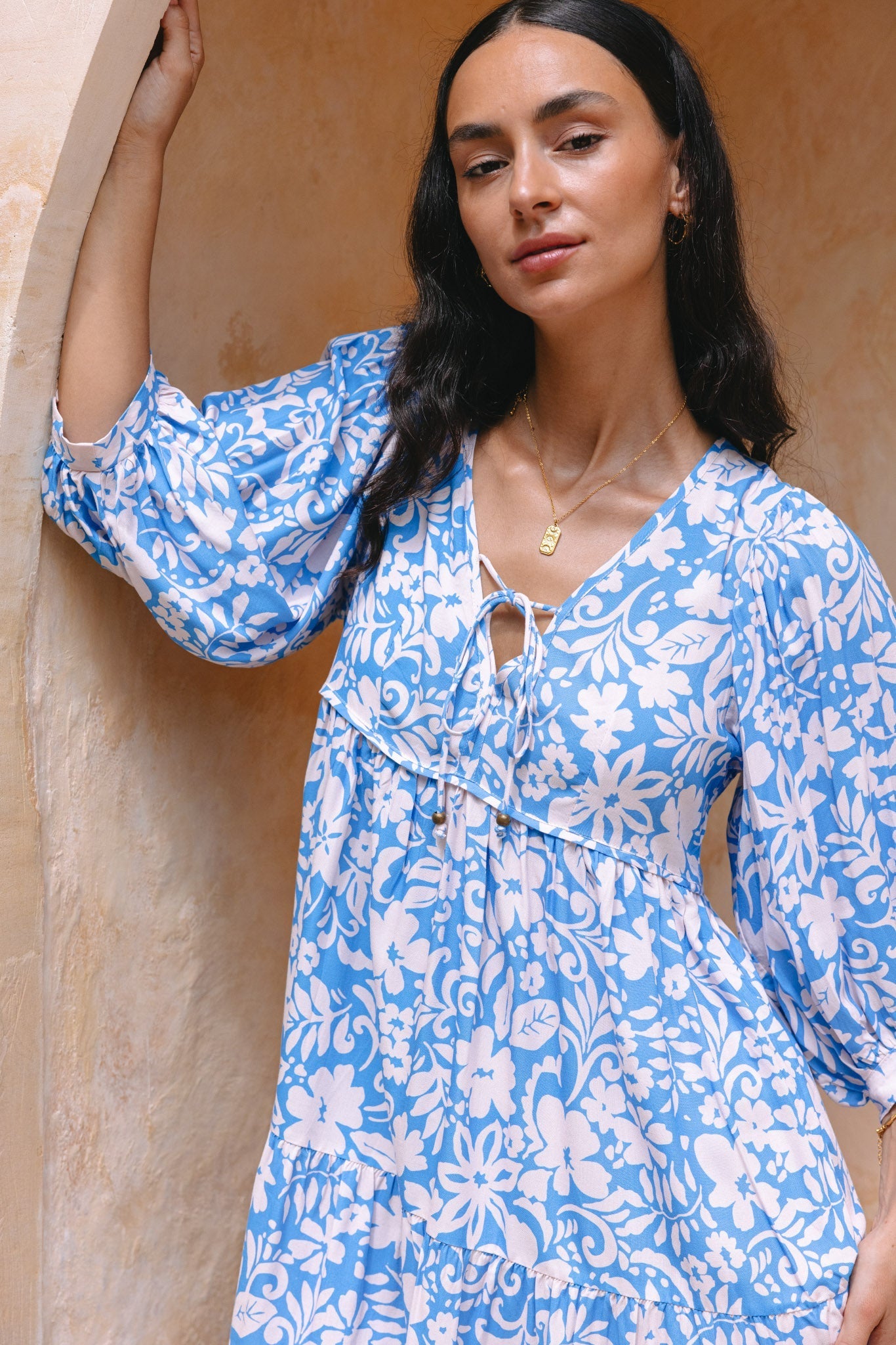 Iline - Mini robe bleue à fleurs pour femme 5