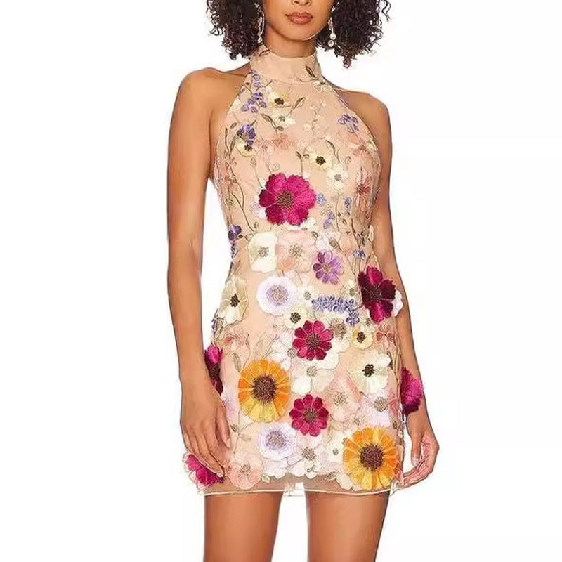 Isalys -Robe bustier brodée slim fit avec motif floral Blanc 5