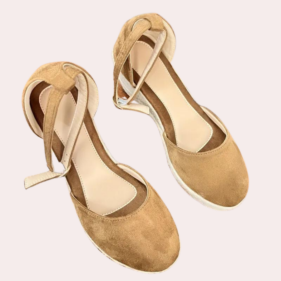 Kassy - Sandales Compensées Chic et Confort pour une Allure Élancée Marron