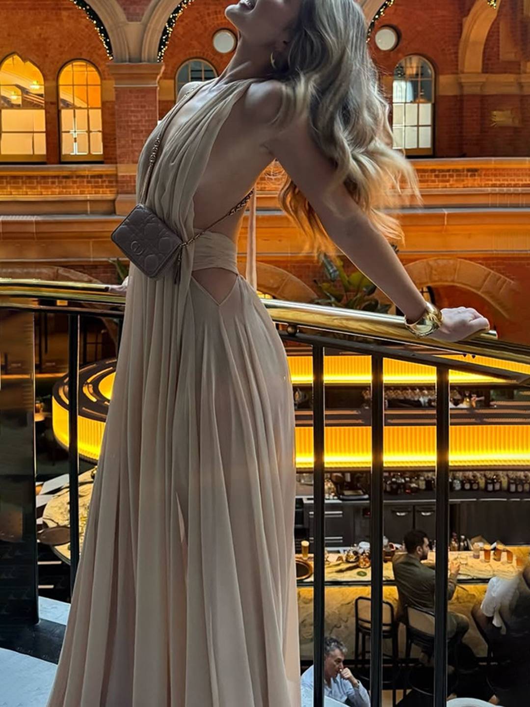 Kelly – Robe Longue Dos Nu Sans Manches Mariage Soirée 10