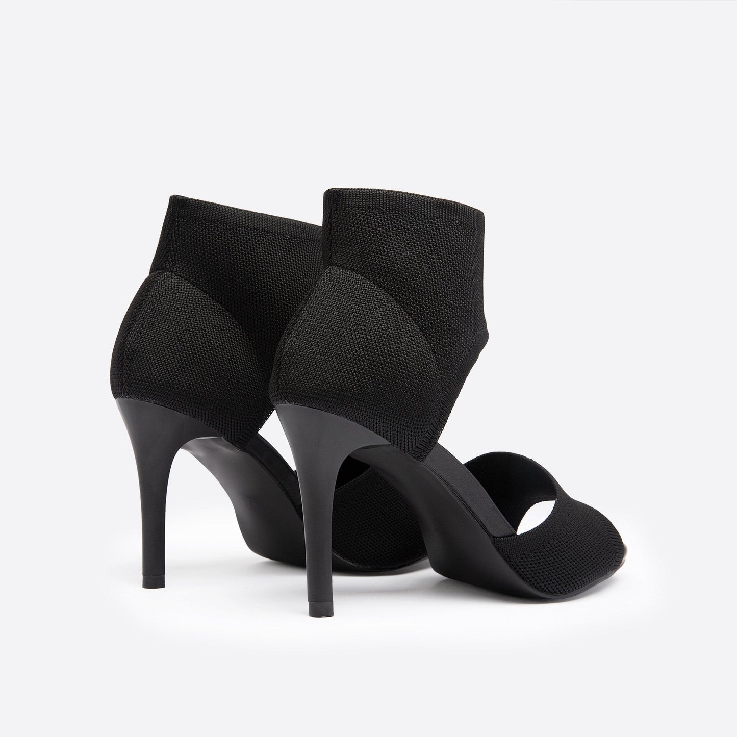 Kristel - Saldals pour femmes élégants et confortables pour toutes les occasions Noir 3