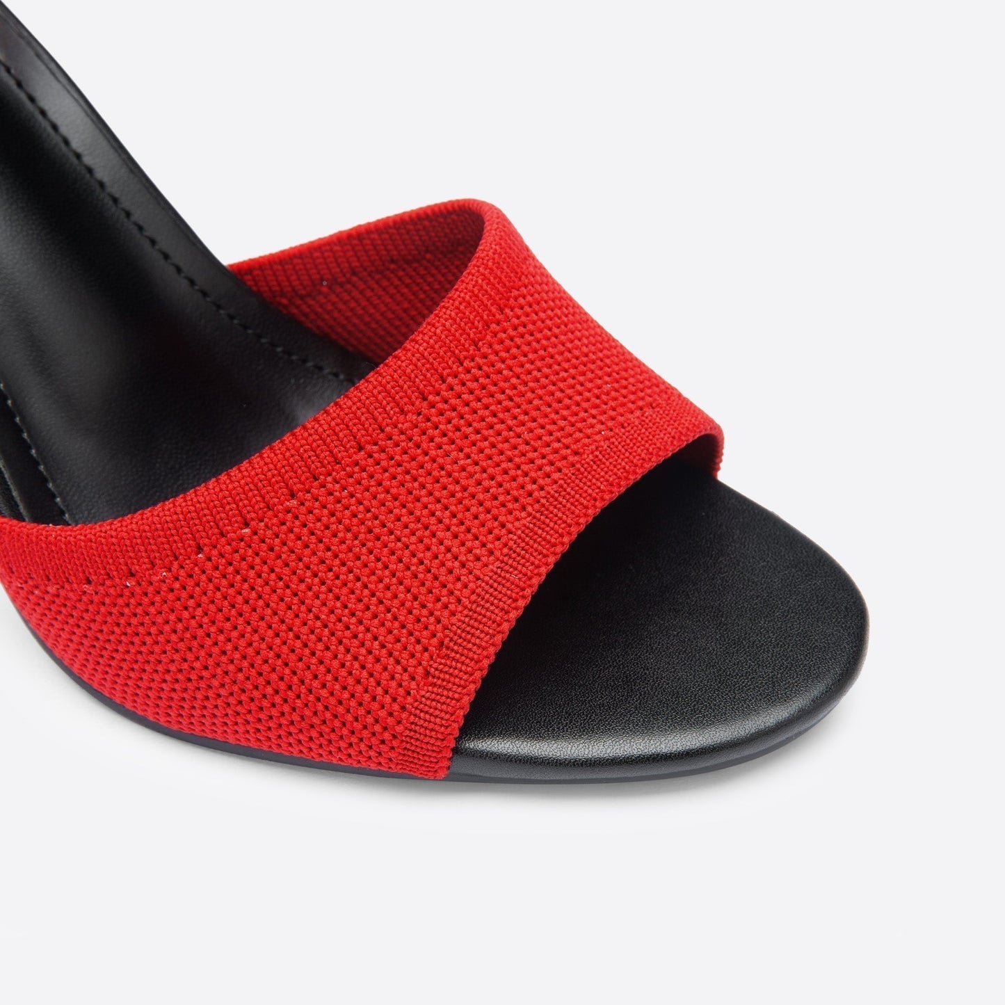 Kristel - Saldals pour femmes élégants et confortables pour toutes les occasions Rouge 4