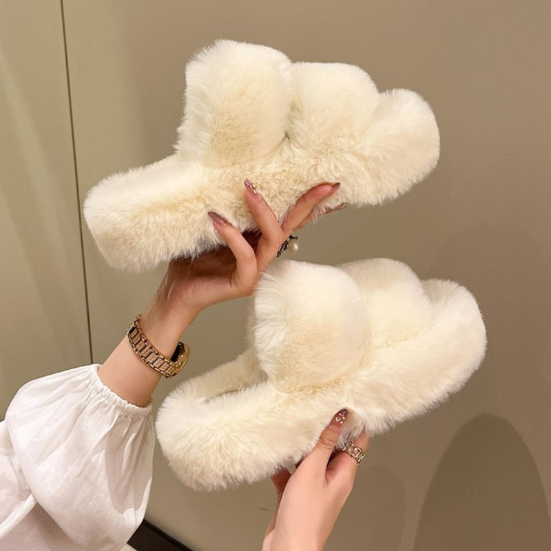 Bruna - Pantoufles moelleuses à la mode