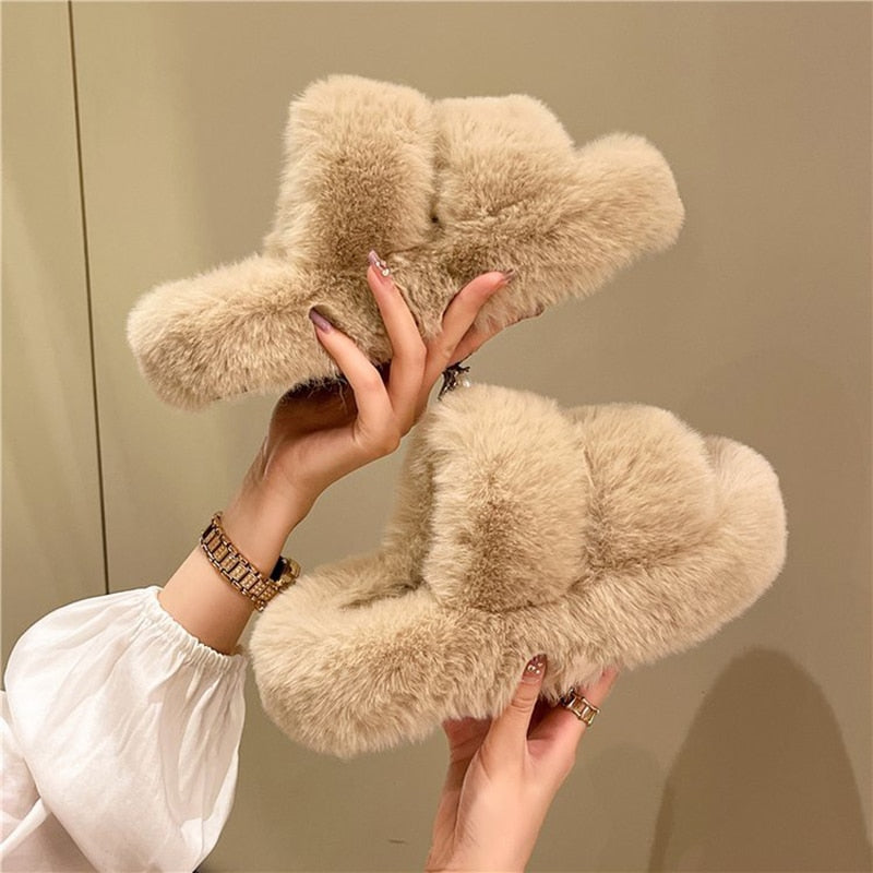 Bruna - Pantoufles moelleuses à la mode