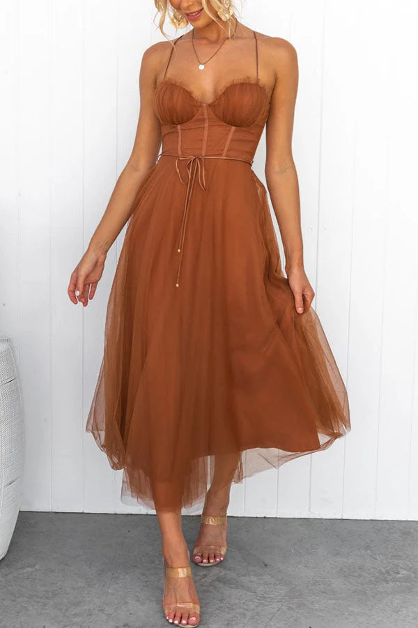 Verena - Une robe maxi de conte de fées Grille