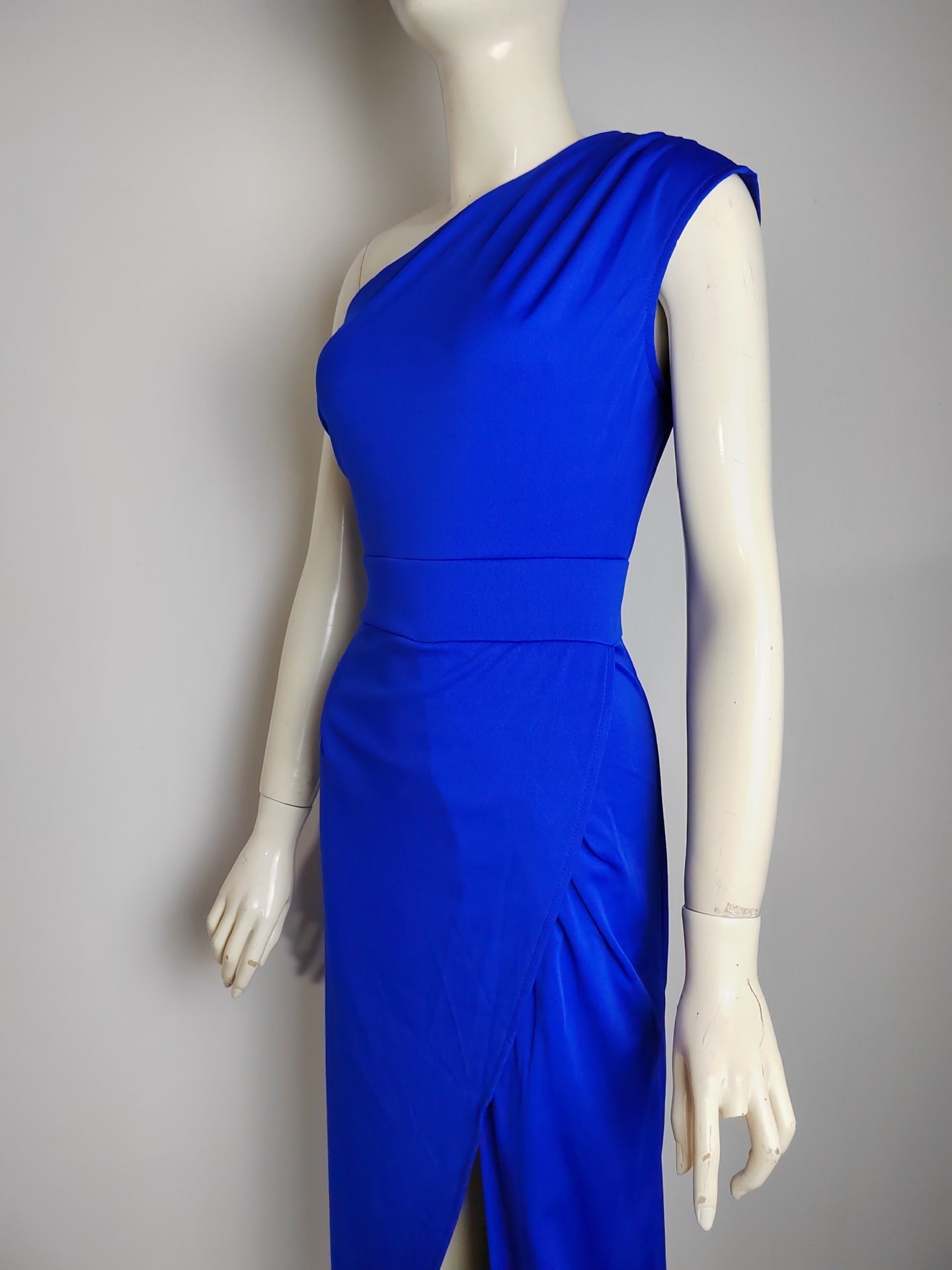 Coralie - Robe de soirée asymétrique élégante