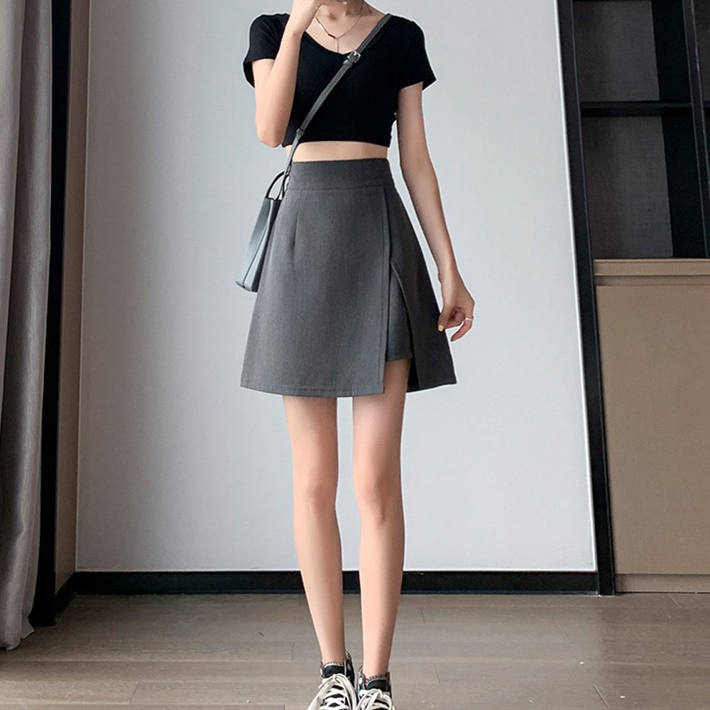 Élina – Jupe Mini Femme Portefeuille Asymétrique Moderne 5