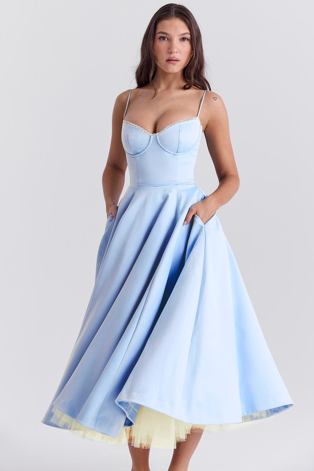Élodie – Robe Préférée Femme Élégante et Polyvalente 2