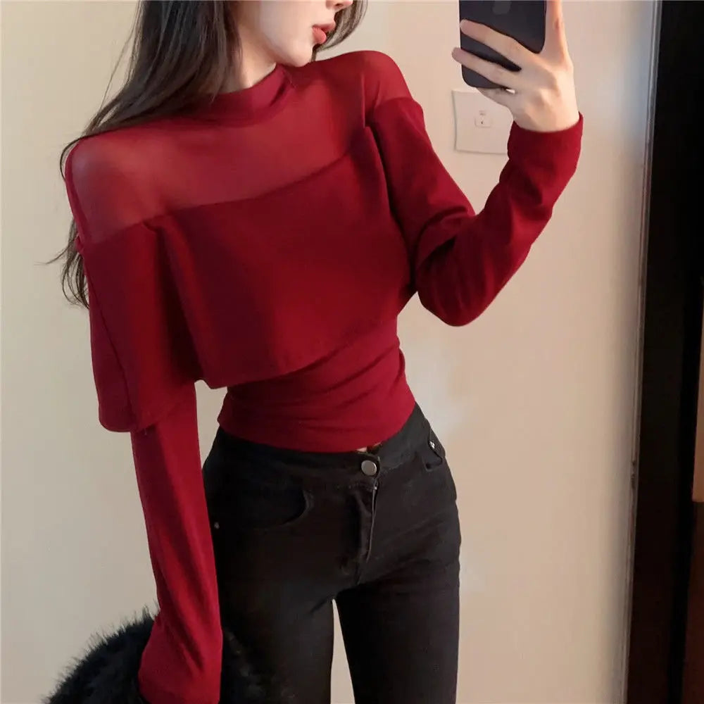 Barbara – T-shirt Rouge Décontracté Femme Look Moderne au Quotidien 1