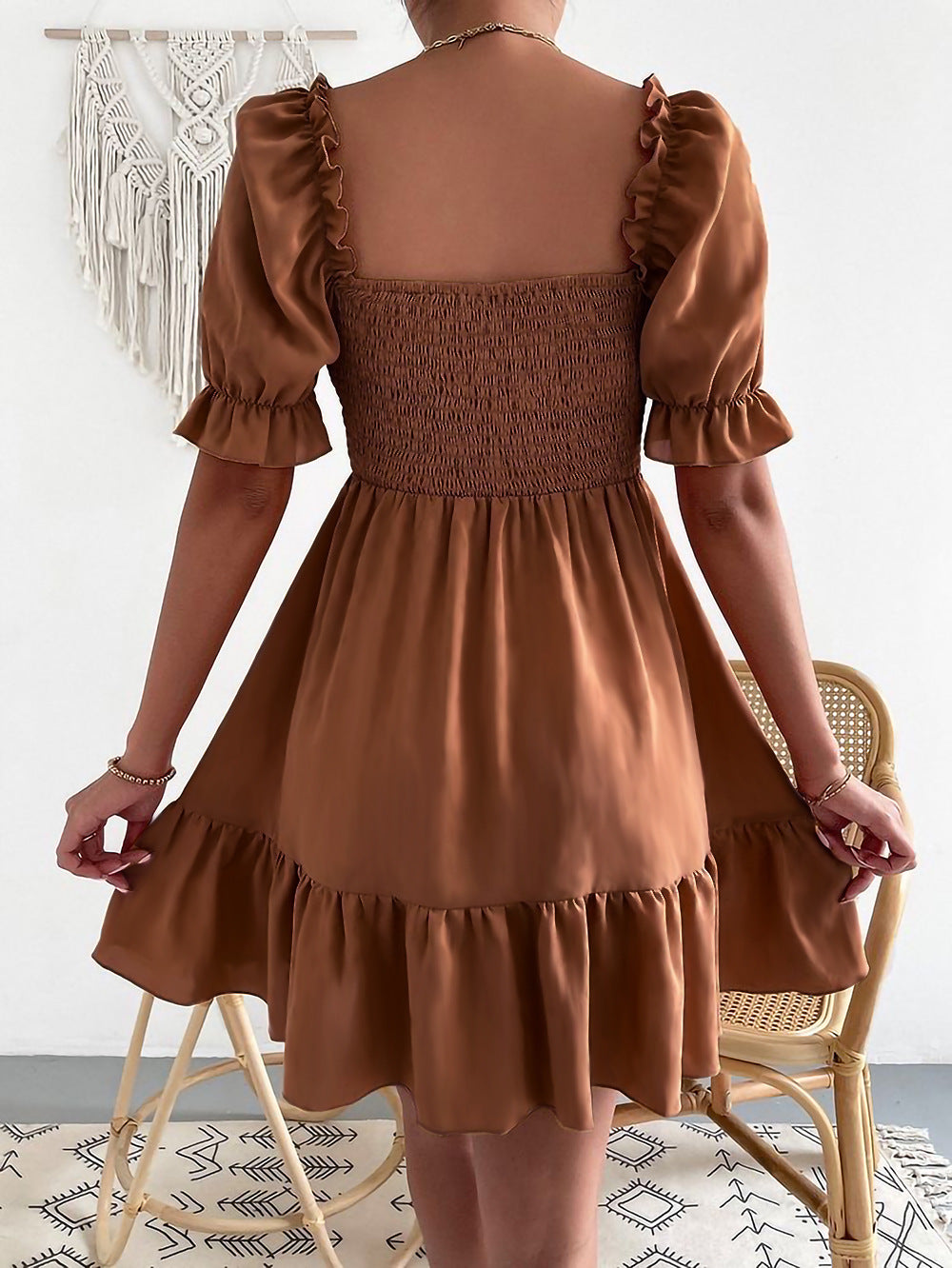 Hawa - Mini-robe brune à manches bouffantes Marron 3